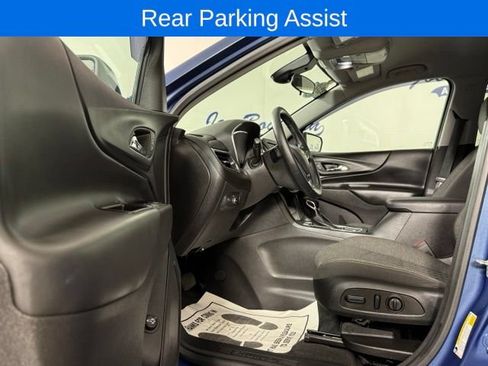 Used 2024 Chevrolet Equinox LT AWD/4WD image 10
