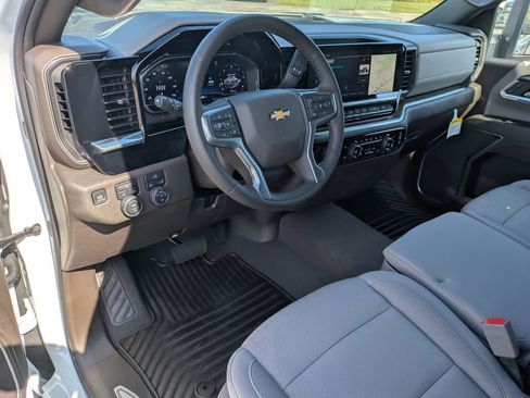 New 2025 Chevrolet Silverado 2500 LT w/ Convenience Package image 13