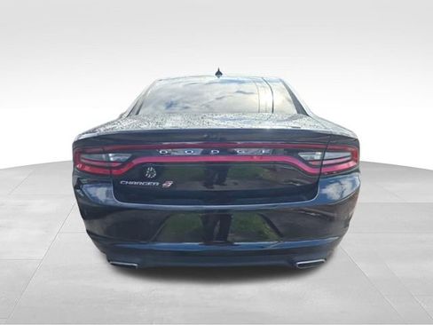 Used 2021 Dodge Charger SXT AWD/4WD image 5