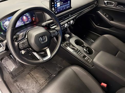 Used 2025 Honda Civic Sport Touring image 7