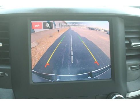 Used 2022 RAM 1500 Big Horn AWD/4WD image 23