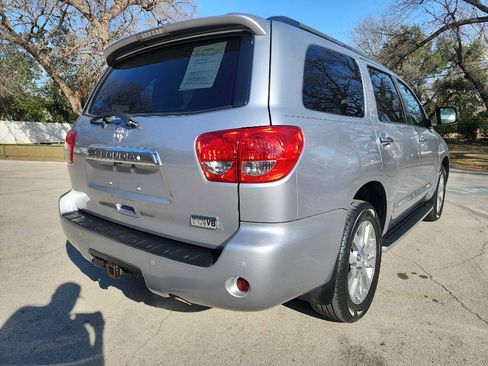 Used 2016 Toyota Sequoia Limited w/ Safety & Convenience Package image 11