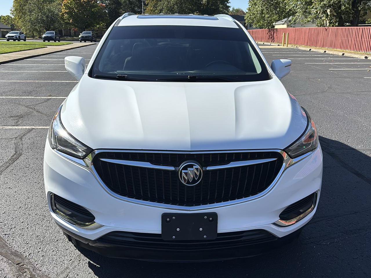 Used 2019 Buick Enclave Essence AWD/4WD image 2