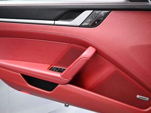 Certified 2020 Porsche 911 Carrera S RWD image 25