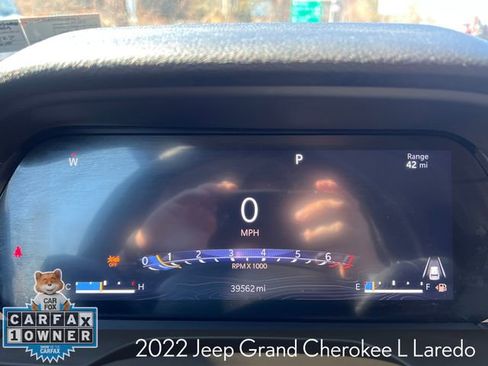 Used 2022 Jeep Grand Cherokee L Laredo w/ Luxury Tech Group I image 20
