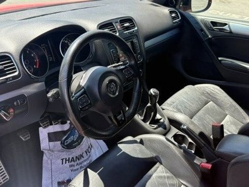 Used 2013 Volkswagen Golf R 4-Door AWD/4WD image 19