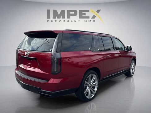 Used 2025 Cadillac Escalade ESV Sport Platinum w/ LPO, Floor Liner Package AWD/4WD image 5