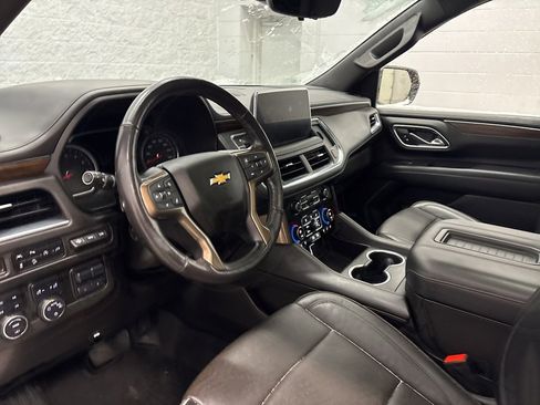 Used 2021 Chevrolet Suburban High Country image 15