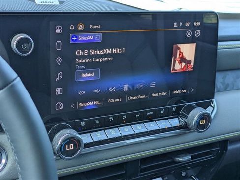 New 2025 Chevrolet Colorado ZR2 w/ ZR2 Bison Edition image 17