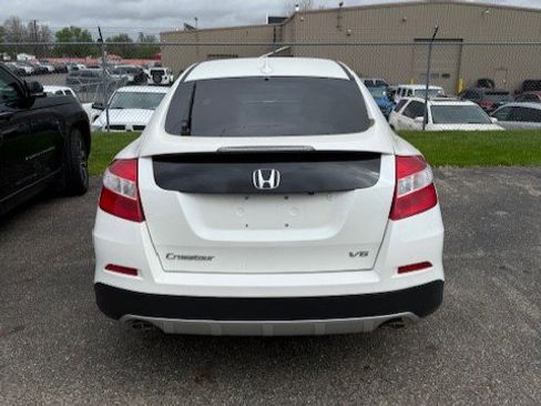 Used 2015 Honda Crosstour EX-L image 4