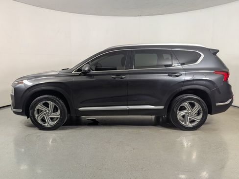 Certified 2022 Hyundai Santa Fe SEL w/ Cargo Package AWD/4WD image 4