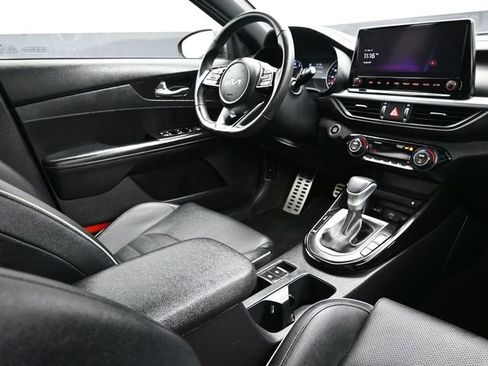 Used 2024 Kia Forte GT-Line w/ GT-Line Premium Package image 21