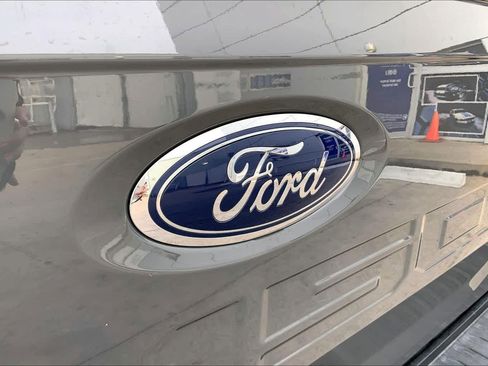 Used 2021 Ford F150 Lariat w/ Equipment Group 502A High AWD/4WD image 10