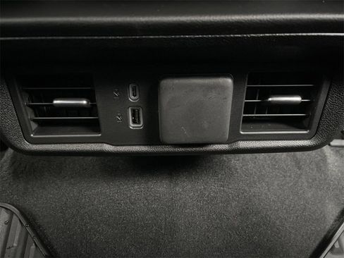 New 2026 GMC Sierra 1500 Elevation image 21