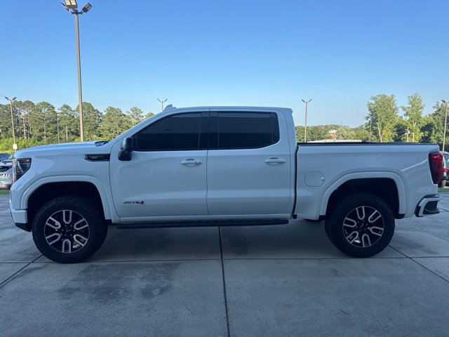 Used 2025 GMC Sierra 1500 AT4 w/ AT4 Premium Package AWD/4WD image 4