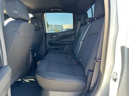 New 2026 Chevrolet Colorado LT image 12