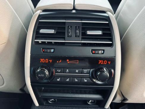 Used 2013 BMW 750Li image 24