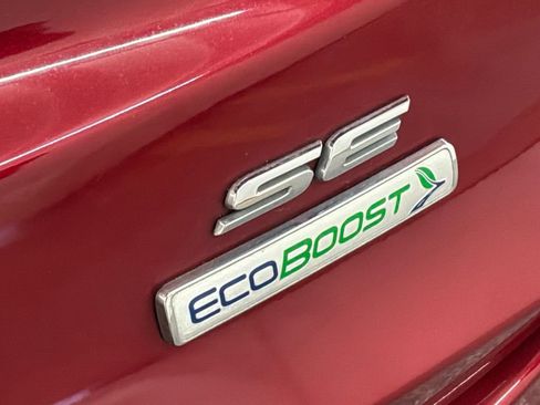 Used 2020 Ford Fusion SE FWD image 23
