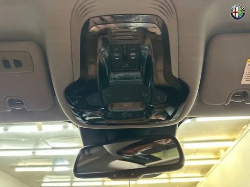 Used 2017 Alfa Romeo Giulia Ti w/ Leather Package image 31