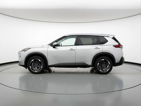 Used 2025 Nissan Rogue SV image 5