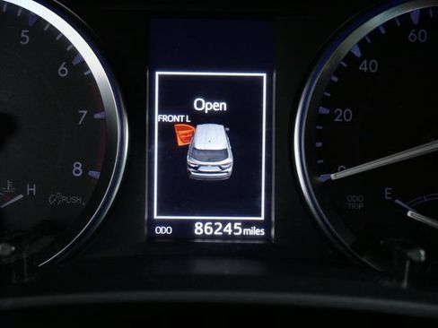 Used 2015 Toyota Highlander XLE AWD/4WD image 18