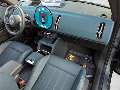 Used 2025 MINI Cooper Countryman S w/ Comfort Package Max image 22