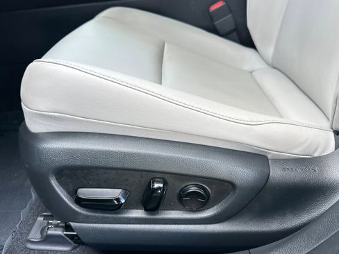 Used 2023 Lexus UX 250h FWD w/ Accessory Package (Z2) image 14