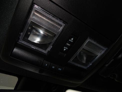 Used 2023 Dodge Challenger R/T Scat Pack image 27