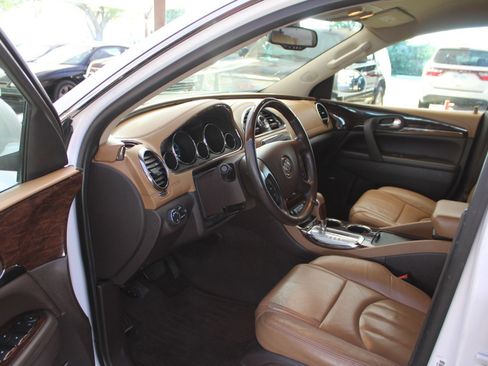 Used 2016 Buick Enclave Leather w/ Trailering Package image 13