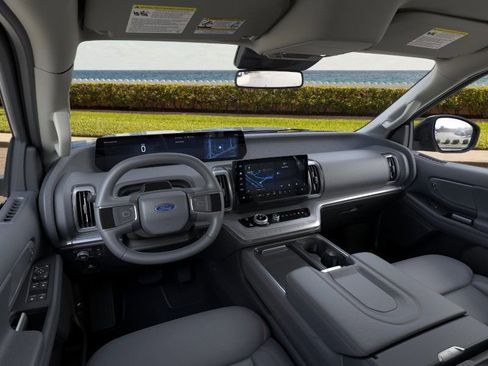 New 2026 Ford Expedition Max Active image 9