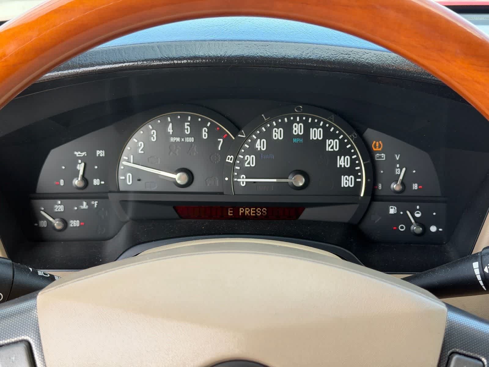 Used 2007 Cadillac XLR RWD image 8