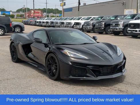 Used 2025 Chevrolet Corvette Z06 w/ Battery Protection Package RWD image 15