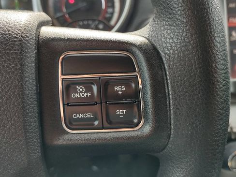 Used 2011 Dodge Journey Mainstreet w/ Popular Equipment Group image 16