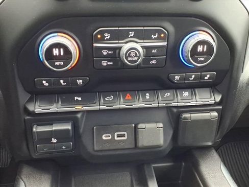 Certified 2022 Chevrolet Silverado 1500 LTZ w/ LTZ Convenience Package II image 30