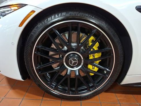 Used 2022 Mercedes-Benz SL 63 AMG 4MATIC image 8