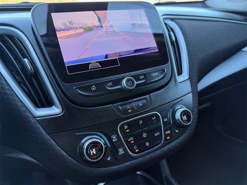 Certified 2024 Chevrolet Malibu LT image 17