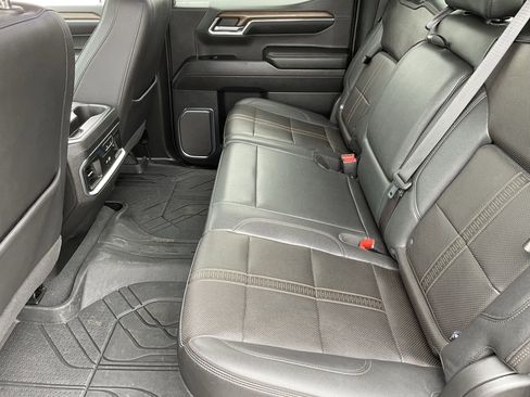 Used 2024 Chevrolet Silverado 1500 High Country w/ High Country Premium Package image 16