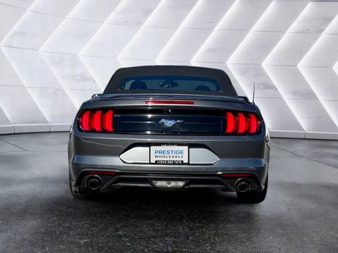 Used 2020 Ford Mustang Premium RWD image 7