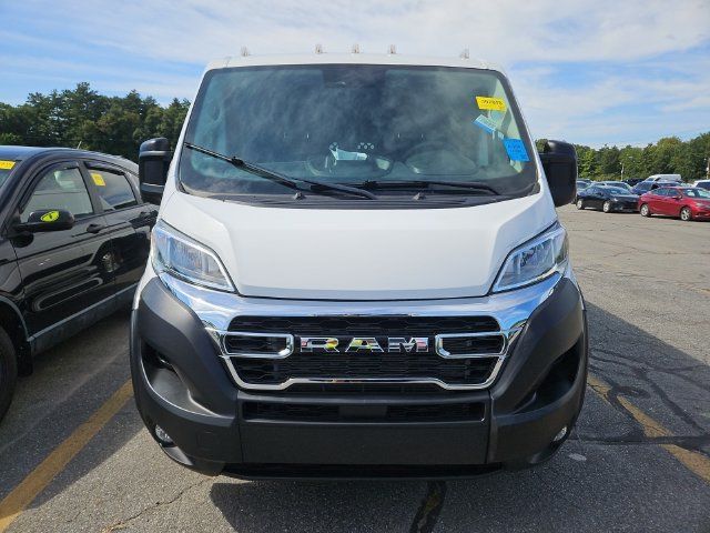 Used 2025 RAM ProMaster 2500 w/ U-Haul Equipment Group FWD image 5