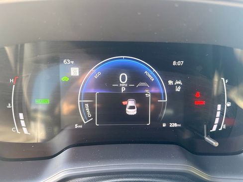 Used 2026 Toyota Corolla SE image 12