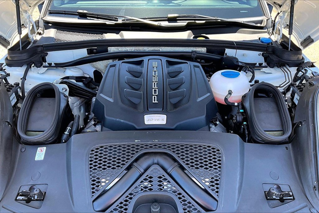 Used 2018 Porsche Macan S AWD/4WD image 29