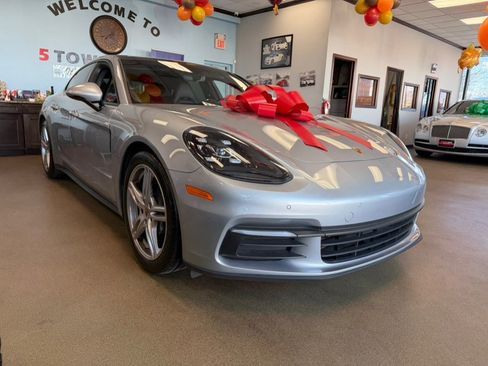 Used 2019 Porsche Panamera 4 image 7