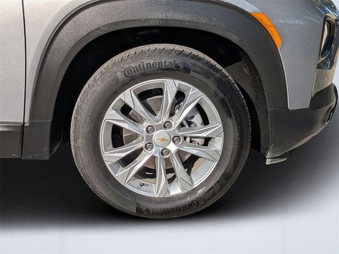 Used 2023 Chevrolet TrailBlazer LS image 11