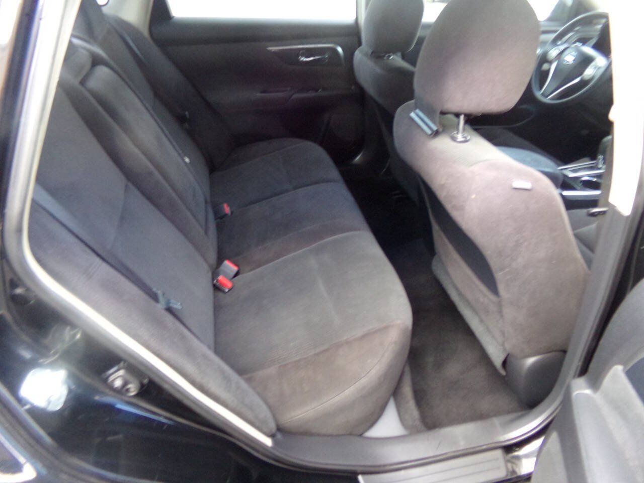 Used 2013 Nissan Altima 2.5 S FWD image 21