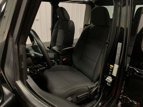 Used 2023 Jeep Gladiator Sport image 42