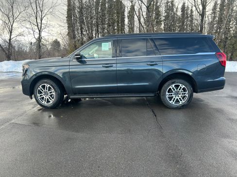 New 2026 Ford Expedition Max Active image 2