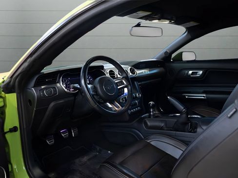 Used 2020 Ford Mustang GT Premium w/ GT Performance Package RWD image 40