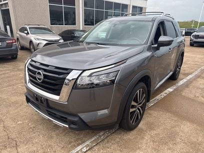 Used 2023 Nissan Pathfinder Platinum