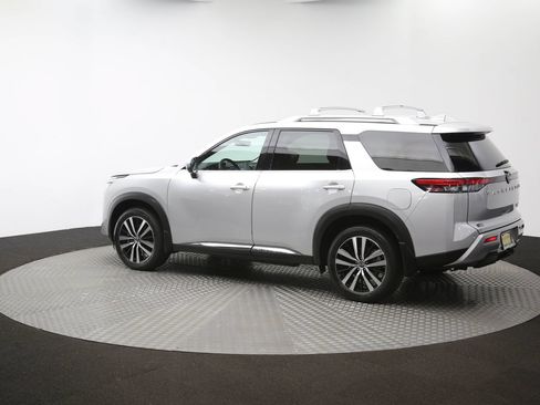 Used 2023 Nissan Pathfinder Platinum AWD/4WD image 60