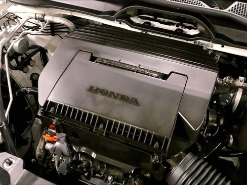 Used 2023 Honda Pilot Touring image 32